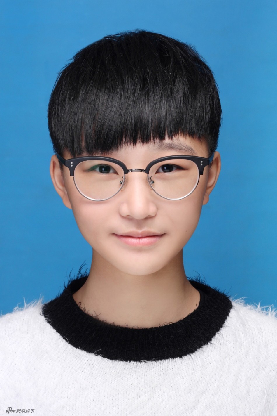 组图:最帅证件照!16超女邱杉杉气质酷似李宇春_高清图集_新浪网