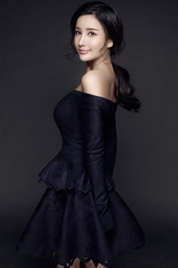 张虹一写真曝光