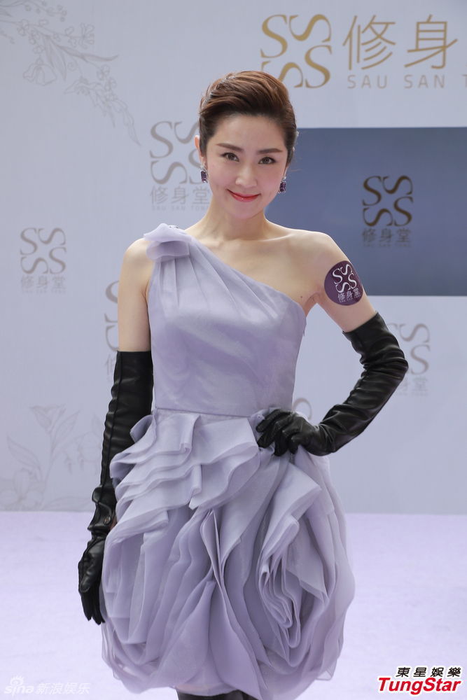 张玉珊更自曝那英常为她介绍男生:"那英姐刚刚才在打电话给那个男生