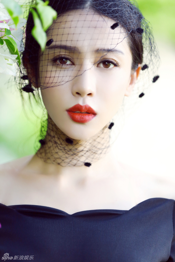 组图:性感尤物潘霜霜写真 复苏的大地女神_高清图集_新浪网