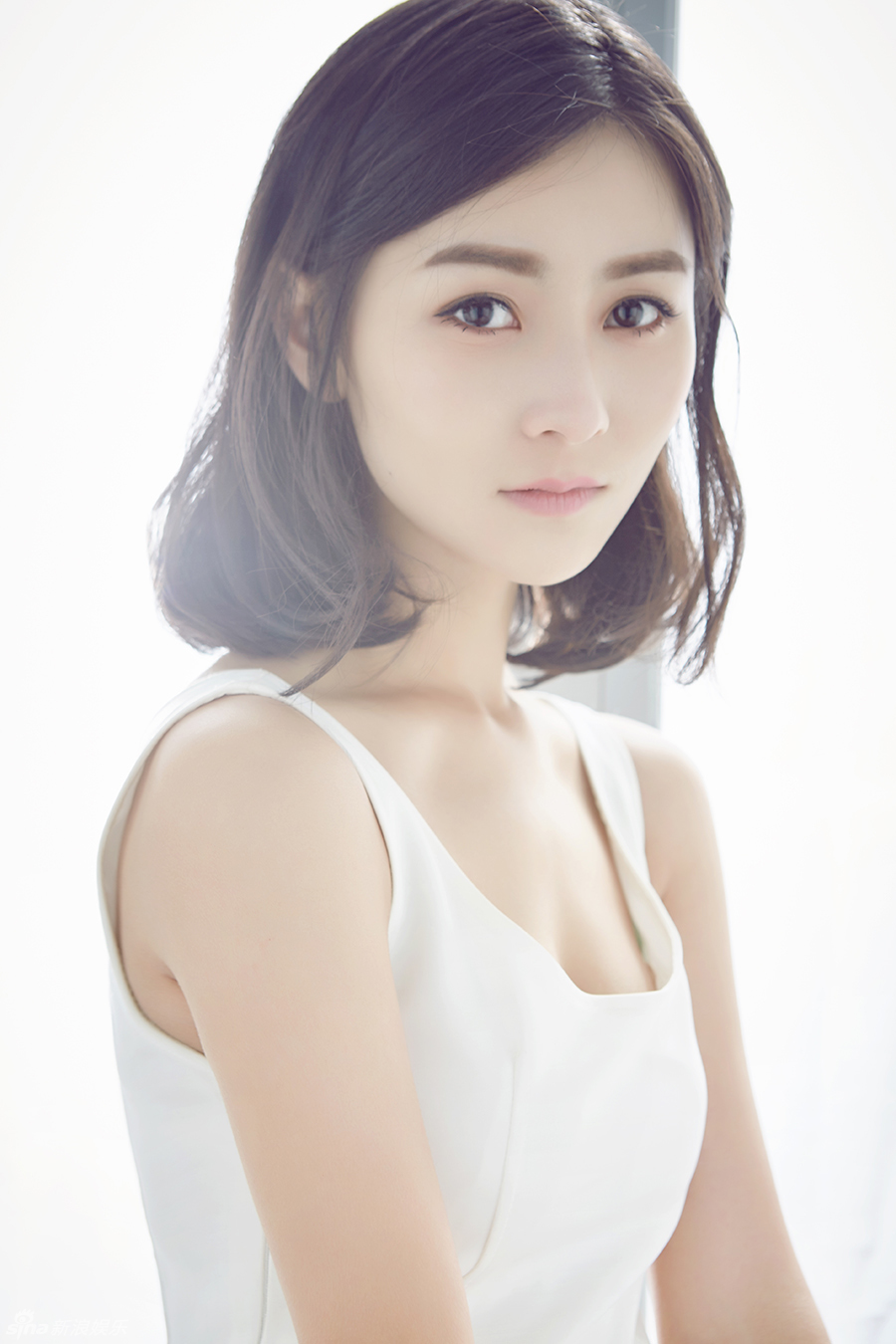 张维娜拍清纯写真 [7p]