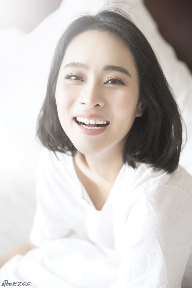 组图:程琤白色系写真曝光 尽享梦幻情人节_高清图集_新浪网