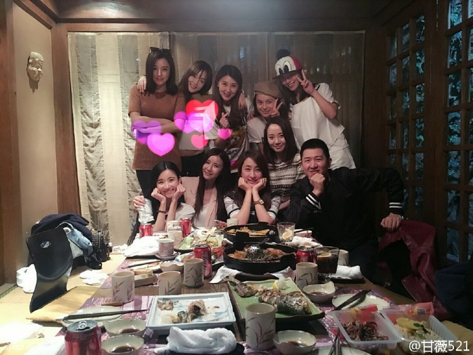 李小璐秦岚甘薇等聚会
