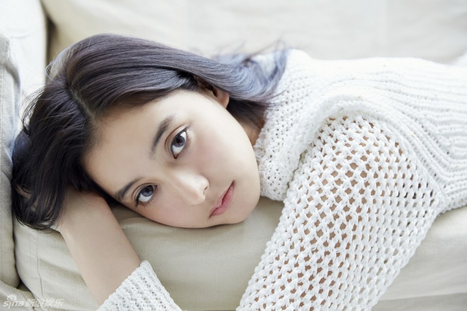 25 04:07:44 4 / 9 新浪娱乐讯 日本女星新木优子清新写真美图曝光