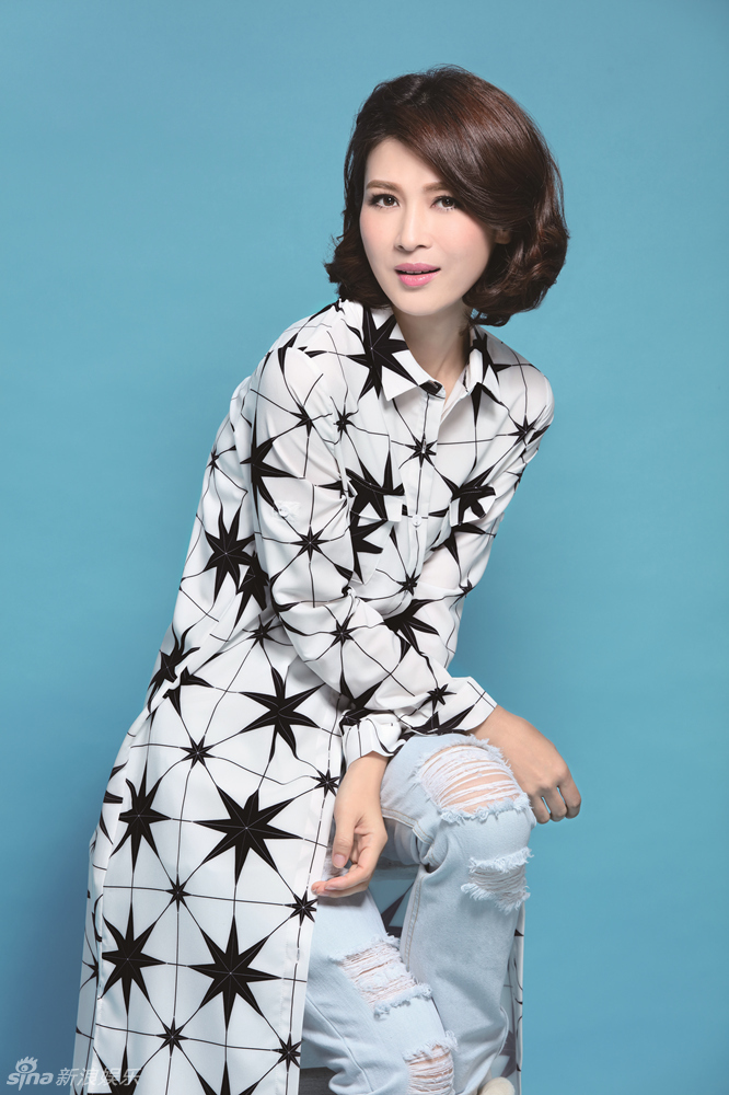 童蕾尽显高冷气质