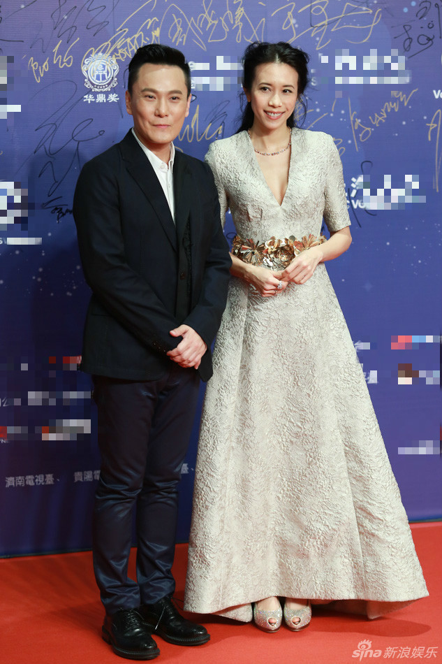 众星闪耀华鼎奖红毯