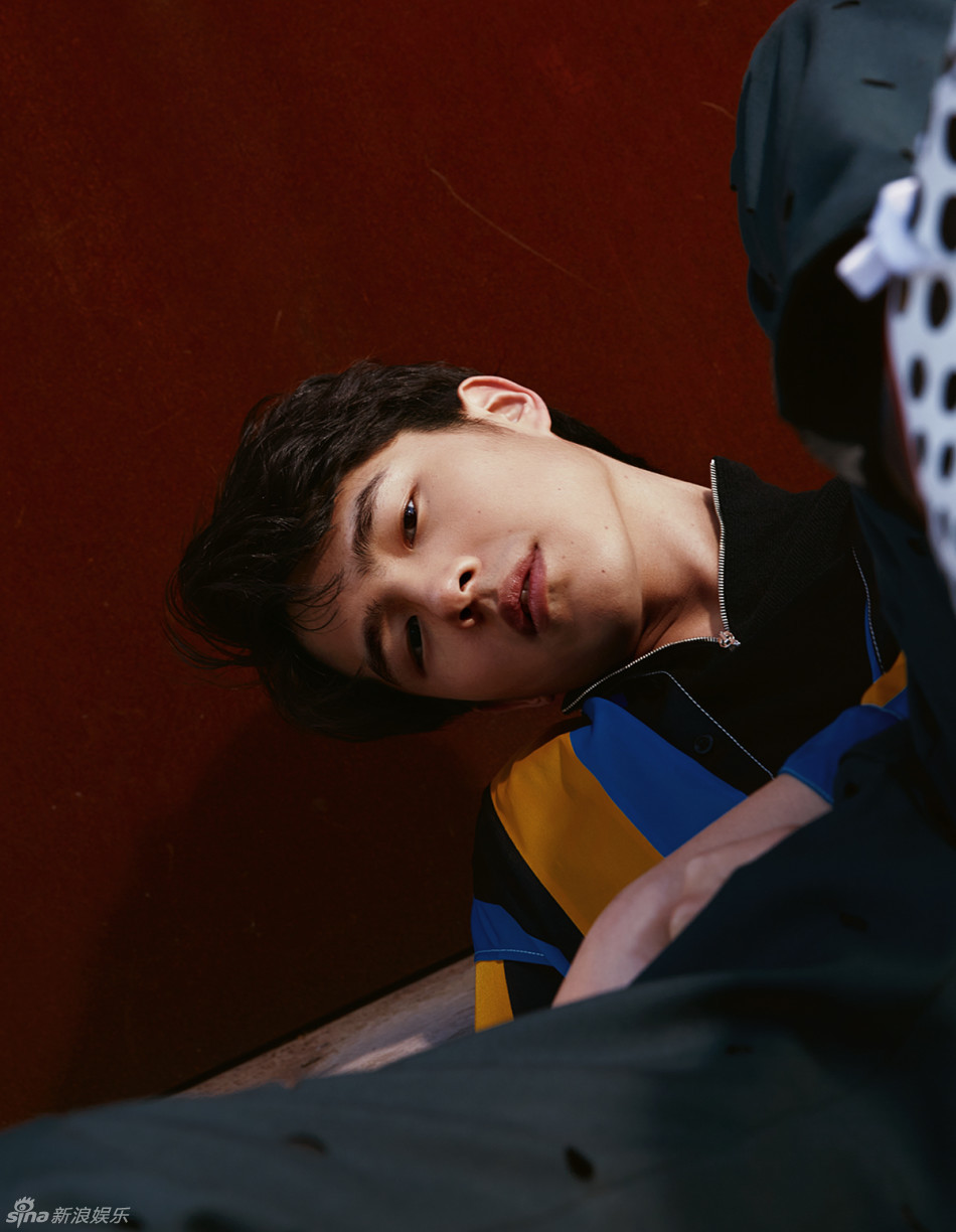 刘昊然最新大片