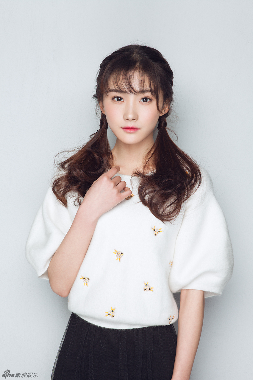 新浪娱乐讯 近期,新生代女演员王俞曝光了一组全新萌系写真.