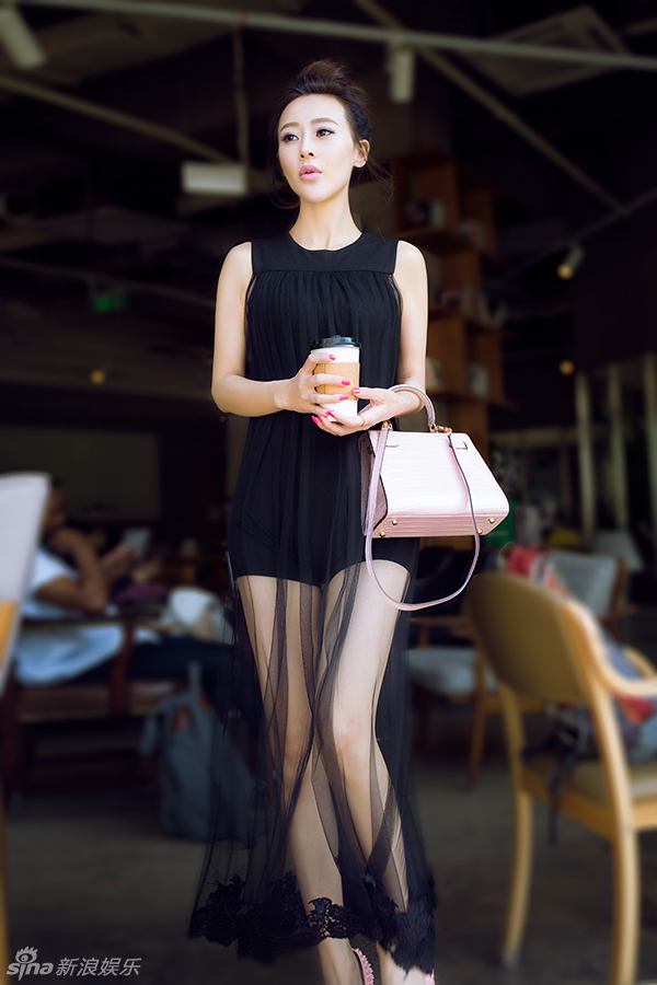 万妮恩春日写真