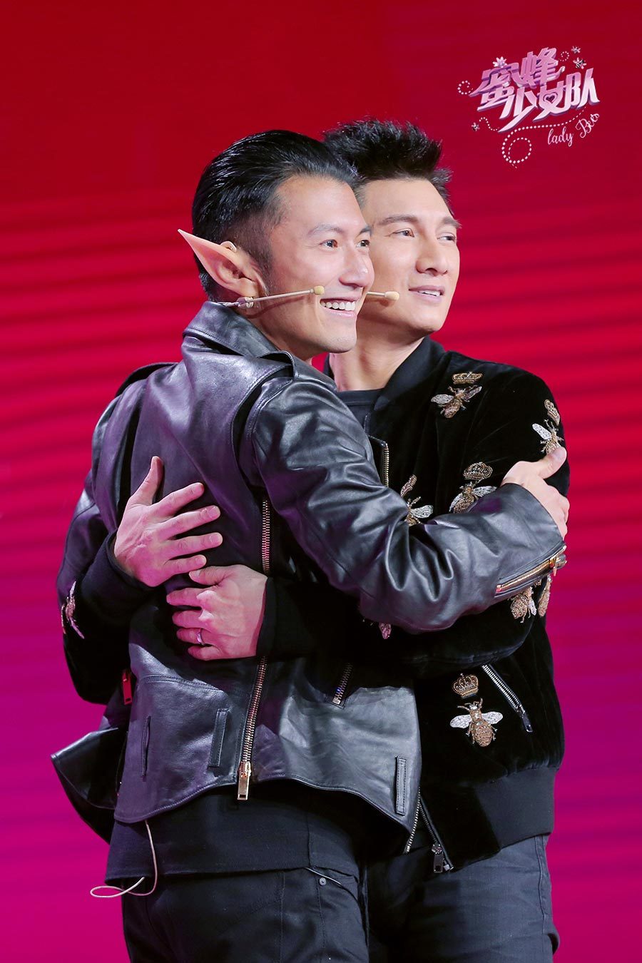 蜜蜂谢霆锋吴奇隆贴面拥抱互相表白