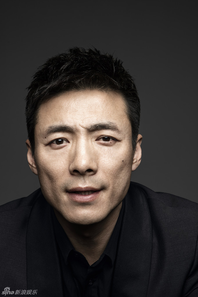 组图:祖峰时尚大片曝光 深沉内敛散发男人魅力_高清图集_新浪网