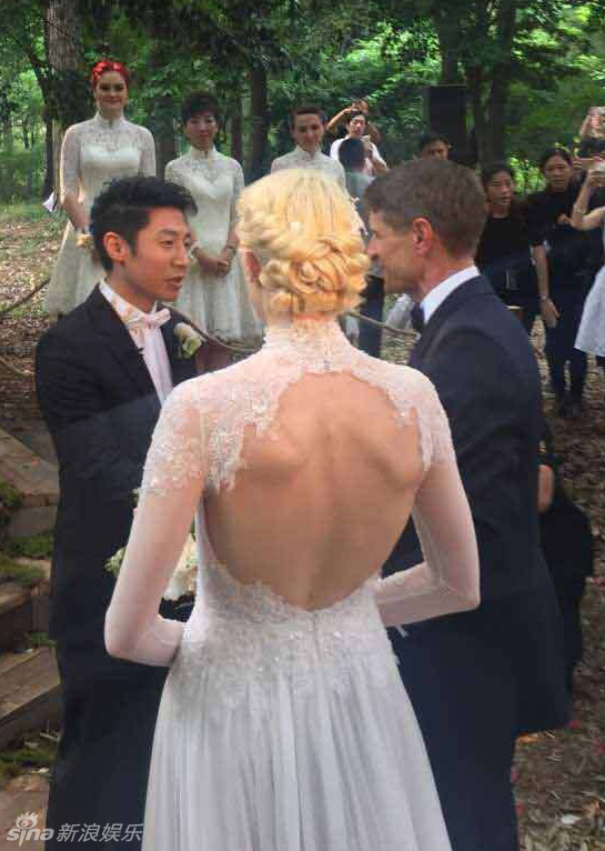 撒贝宁李白婚礼现场曝光