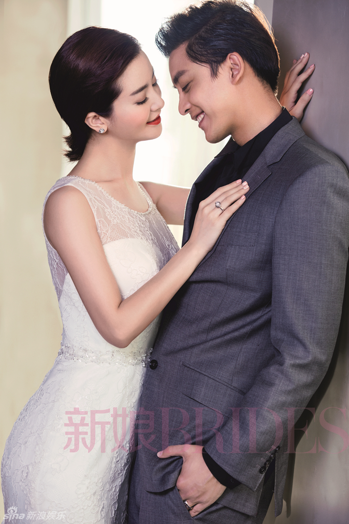 李晟李佳航婚纱大片永葆初心甜蜜相拥