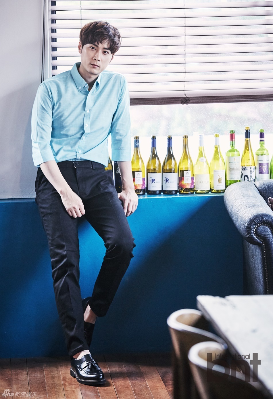 组图:韩团buzz主唱闵京勋拍写真 暖男帅气阳光_高清图集_新浪网