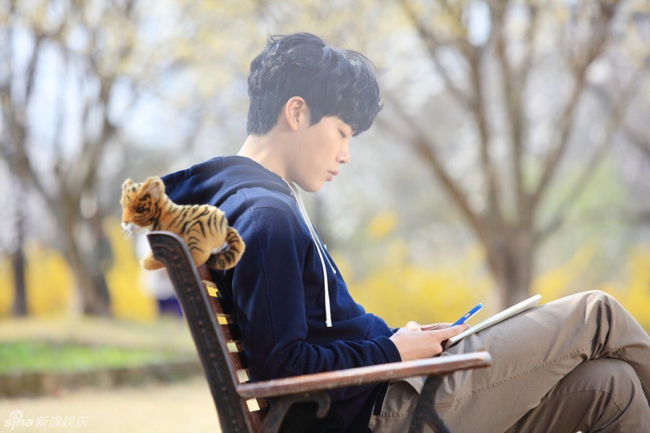 组图:柳俊烈首当3大台男主 《罗曼史》剧照文艺_高清图集_新浪网