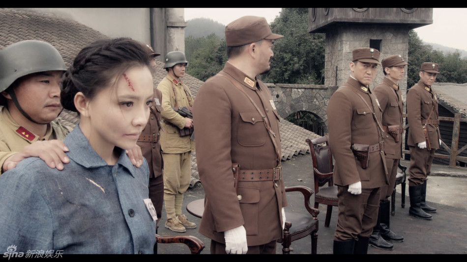 组图:孙茜张桐《红色护卫》深陷致命猫鼠游戏_高清图集_新浪网