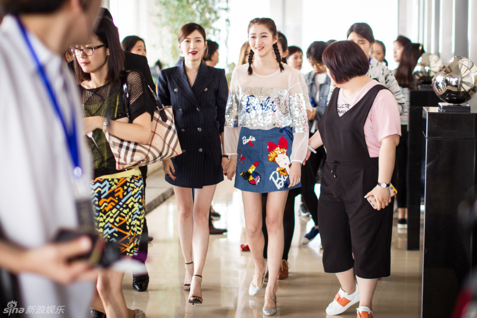 爱拍vol.35江疏影:不止是女神,还是烈女_高清图集_新浪网