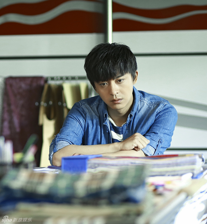 皇氏御嘉影视出品,彦小追执导,李佳航,姚笛主演的《生于70年代》曝光