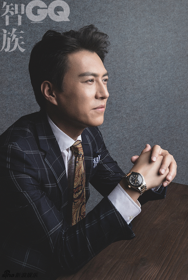 组图:老干部靳东精英男神范儿 撩拨网友少女心_高清图集_新浪网