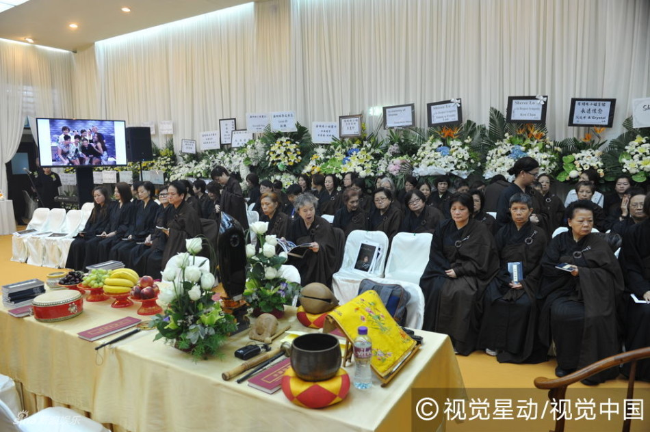 组图:原开心少女组罗明珠追悼会举行 群星送行_高清图集_新浪网