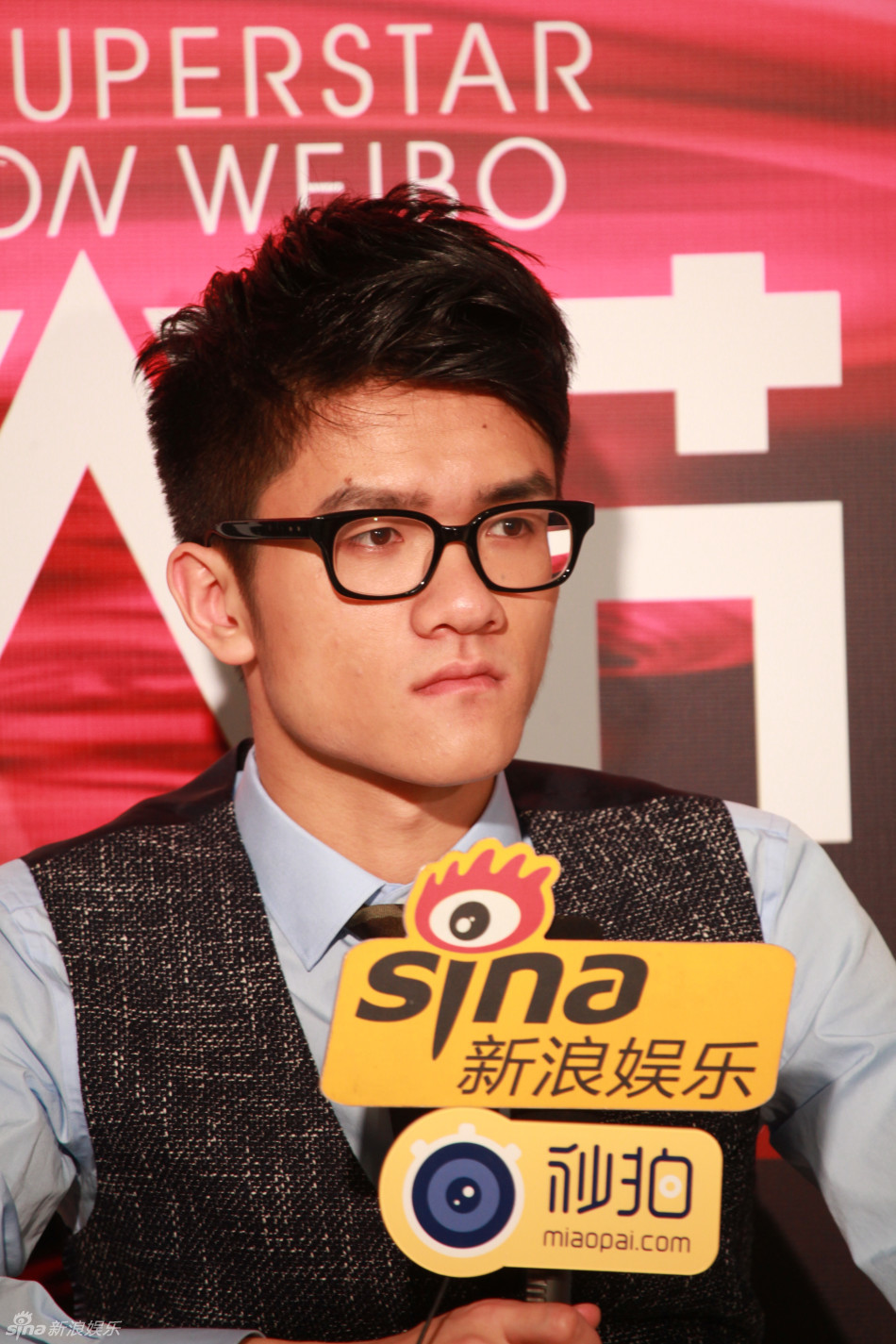 lol冠军若风对话新浪娱乐 大聊baby王思聪