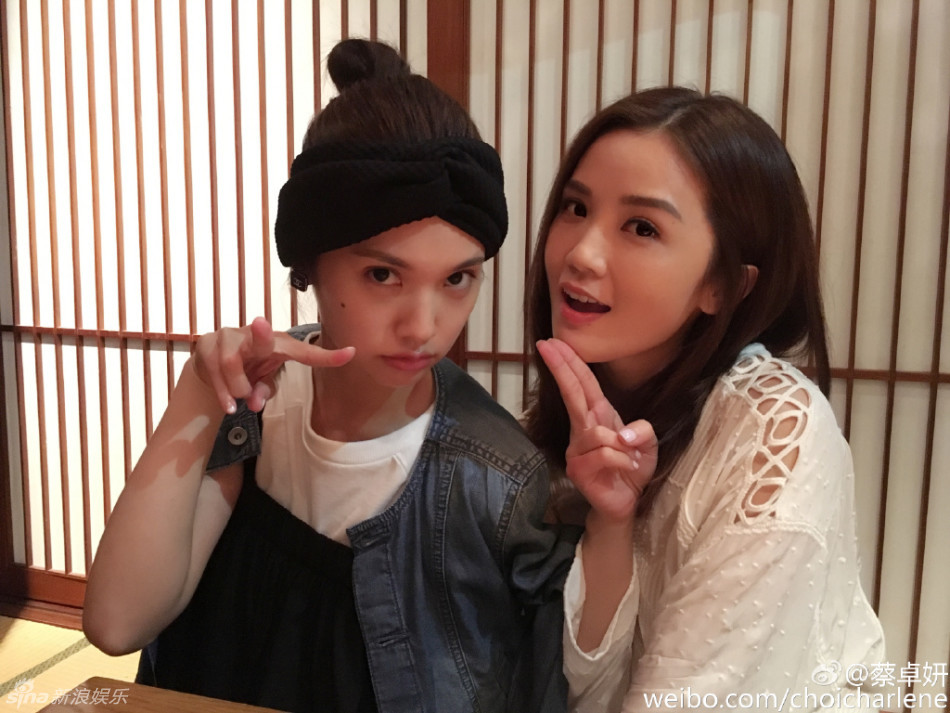 贺军翔与三姐妹