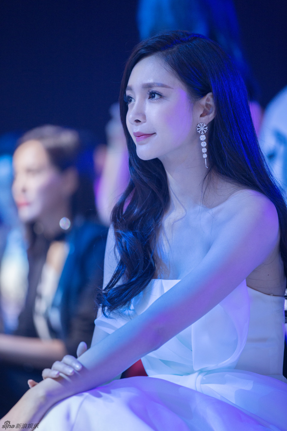 沈梦辰亮相(组图)