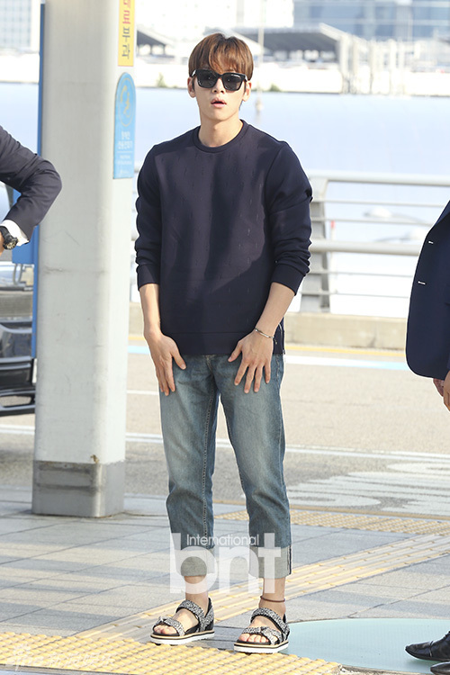 新浪娱乐讯 7月13日,韩国演员池昌旭现身仁川国际机场,出发前往中国