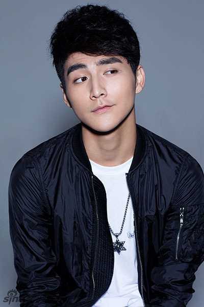 组图:张思帆最新写真曝光 眼神坚定气场十足_高清图集_新浪网