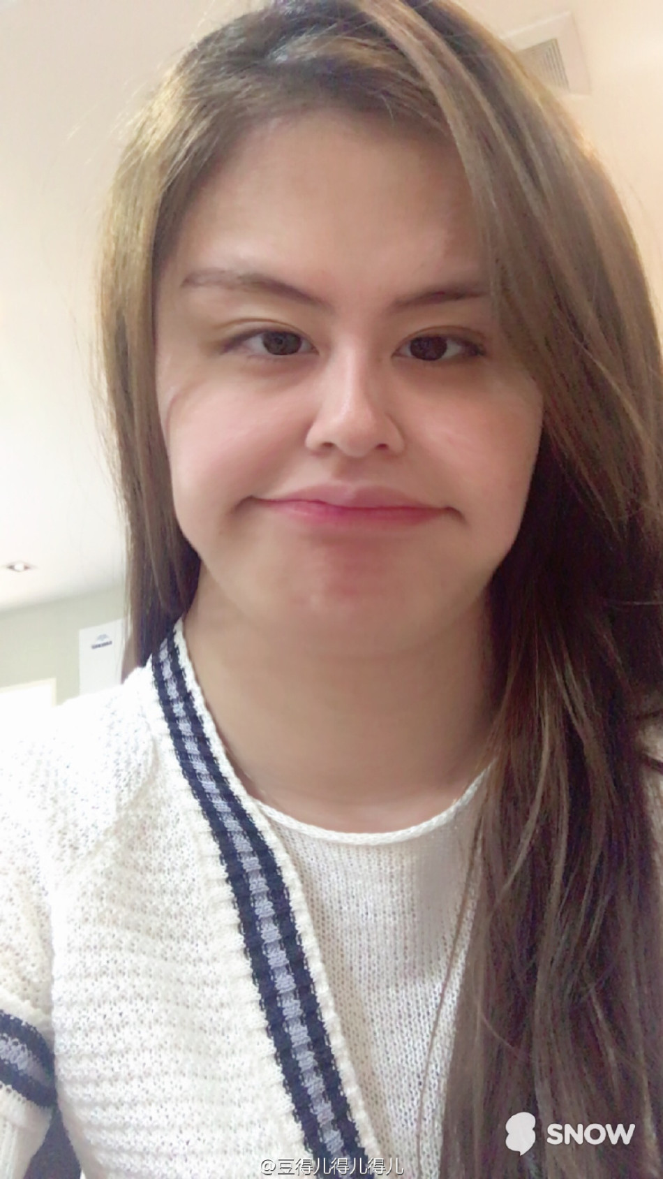 组图:开扒思聪新女友 儿时大眼萌如今水又仙_高清图集_新浪网