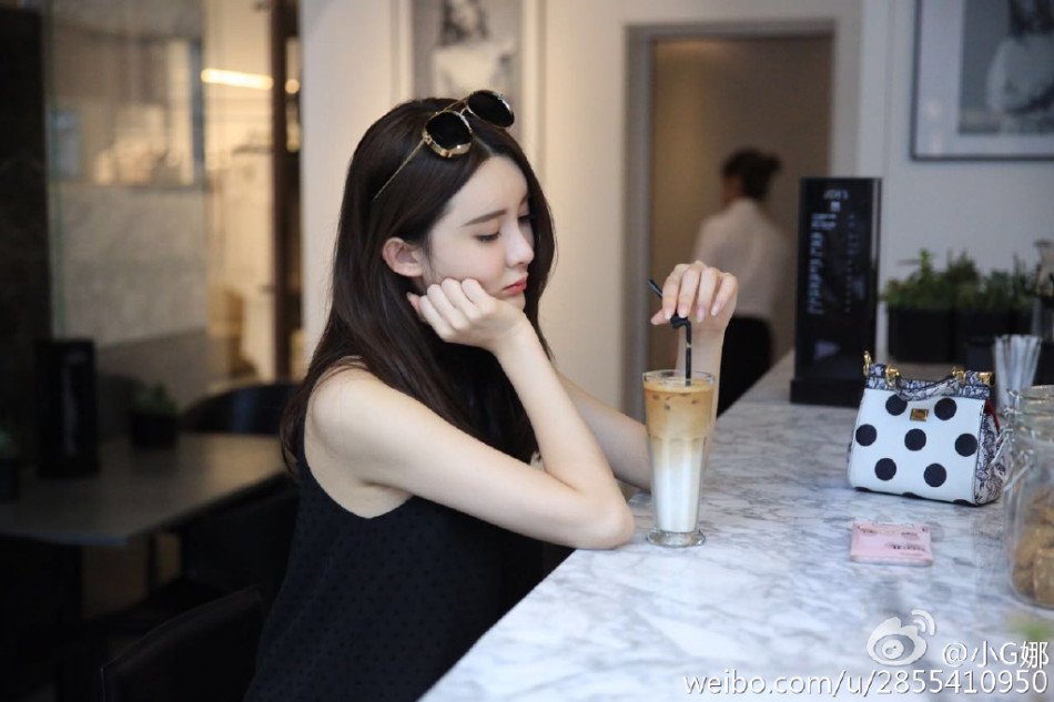 组图:小g娜小狗取名美丸 强颜欢笑显凄凉_高清图集_新浪网