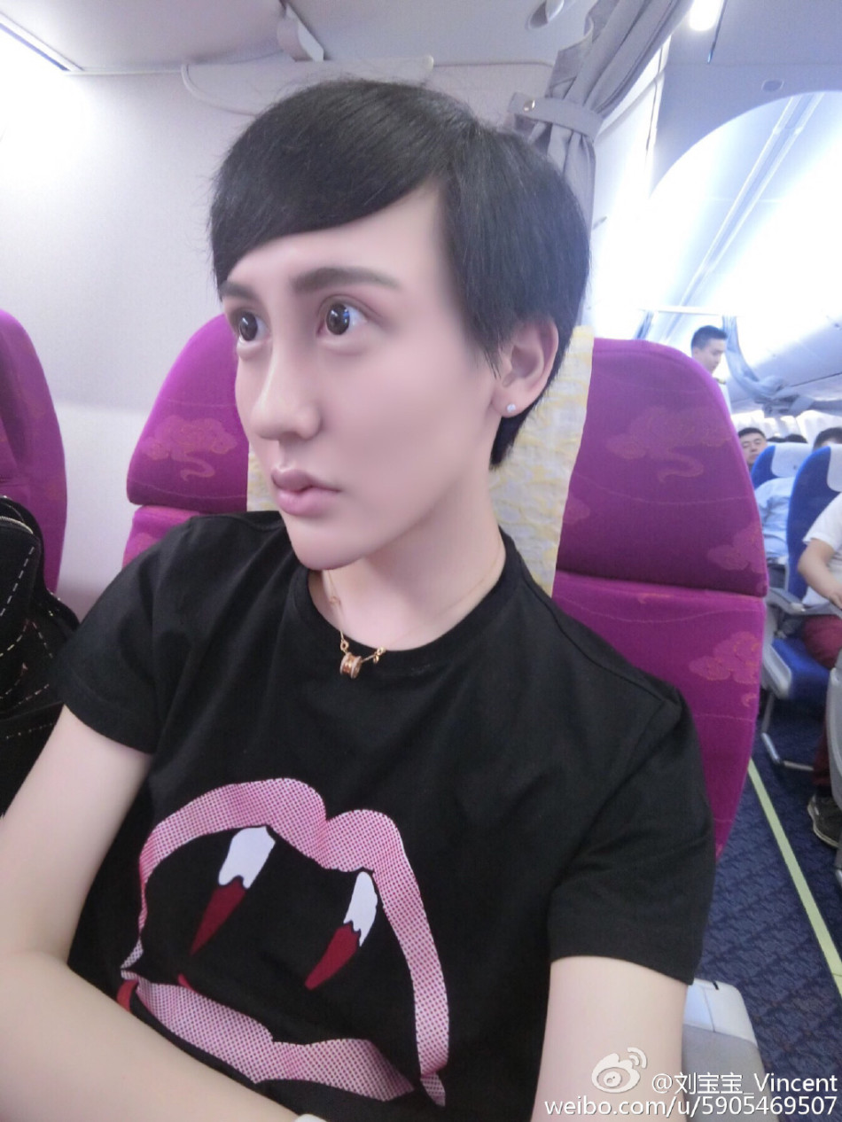 蛇精男刘梓晨欧式大双瘆人_高清图集_新浪网