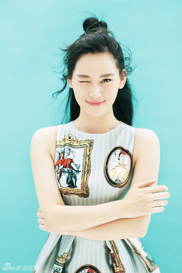 组图:刘银银曝清新丸子头写真 少女灵动惹人爱_高清图集_新浪网