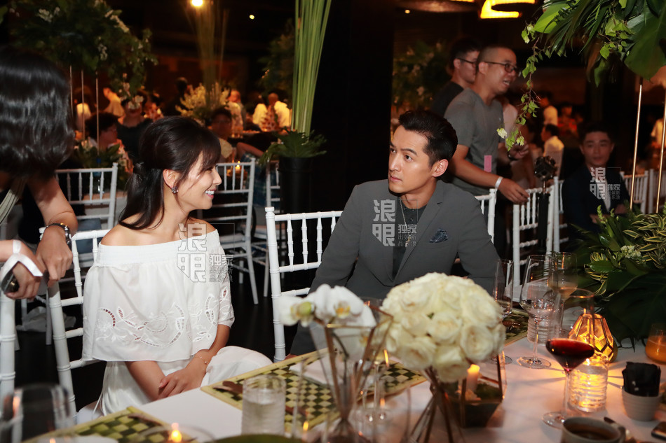 霍如大婚前夜各种同框