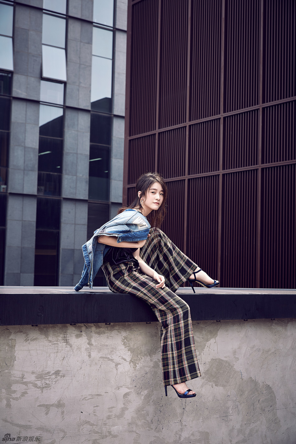 张雪迎写真高冷十足