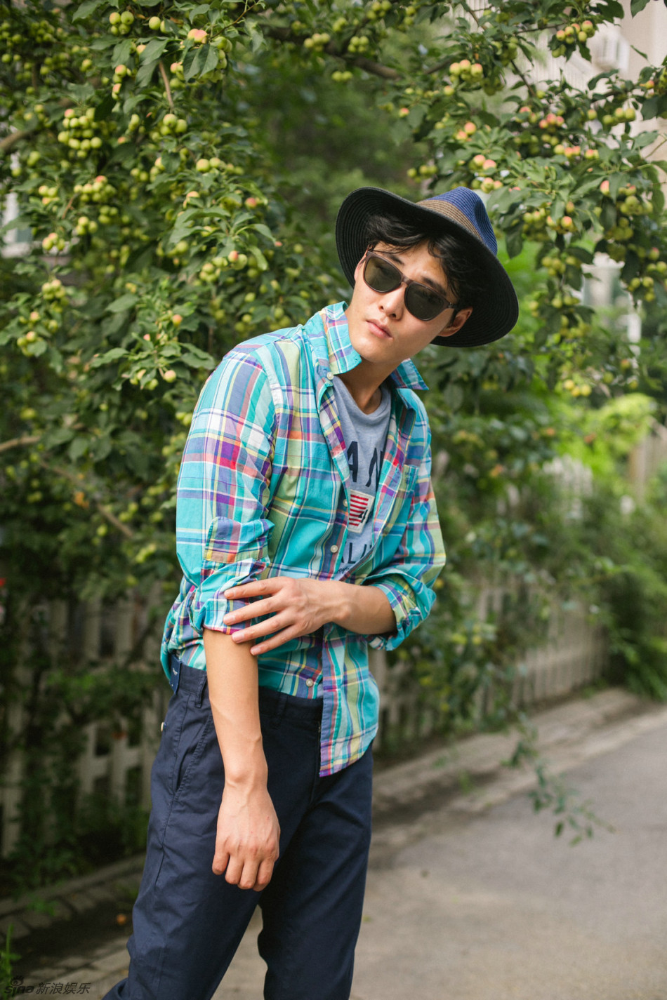 组图:李振七夕写真照曝光 俏皮可爱变浪漫boy_高清图集_新浪网