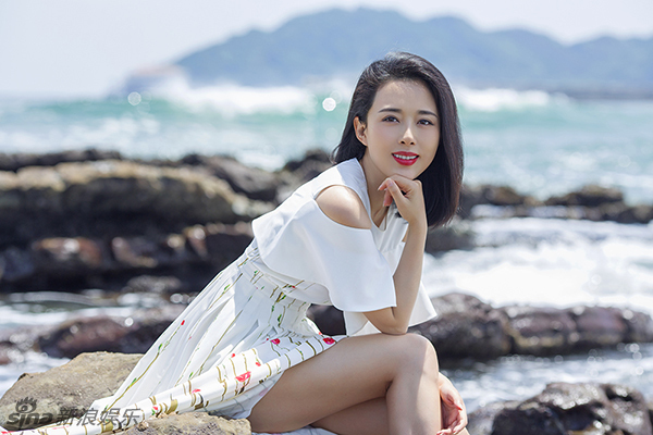 组图:颜丹晨曝七夕大片 美丽冻龄虐出天际_高清图集_新浪网