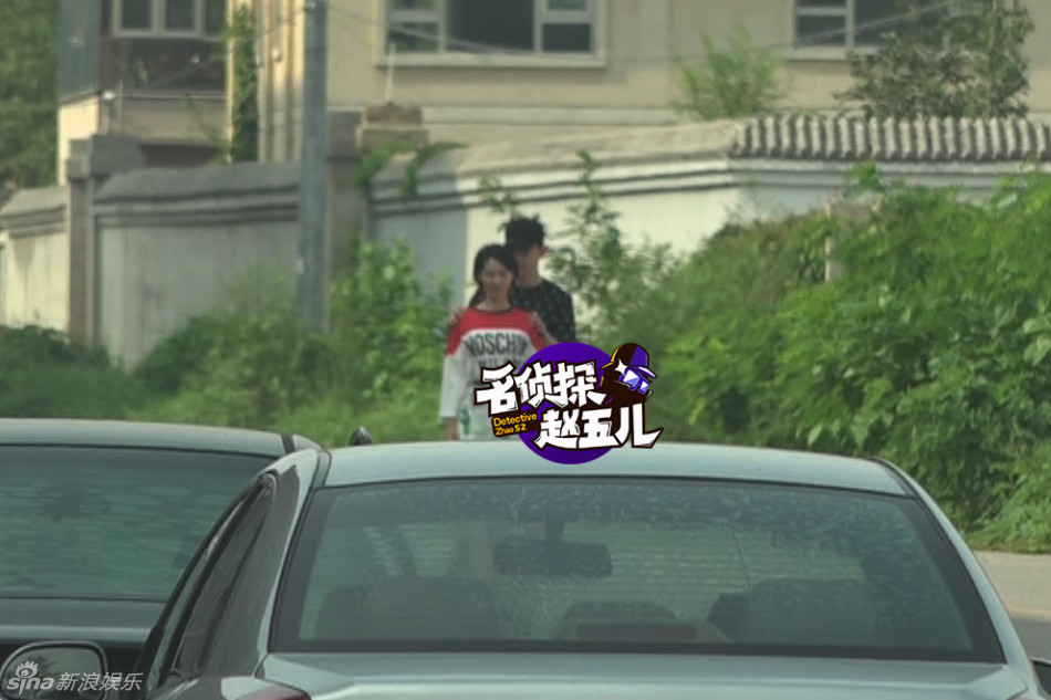 组图:金晨邓伦小树林约会 甜蜜腻味男方摸翘臀_高清图集_新浪网