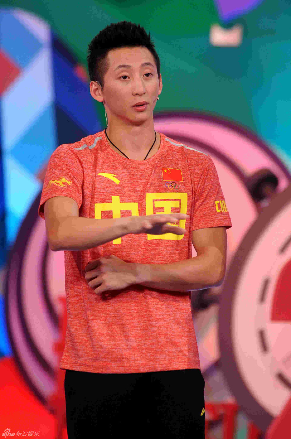 组图:双冠王林跃亮相《冠军范》 秀巧克力腹肌_高清图集_新浪网