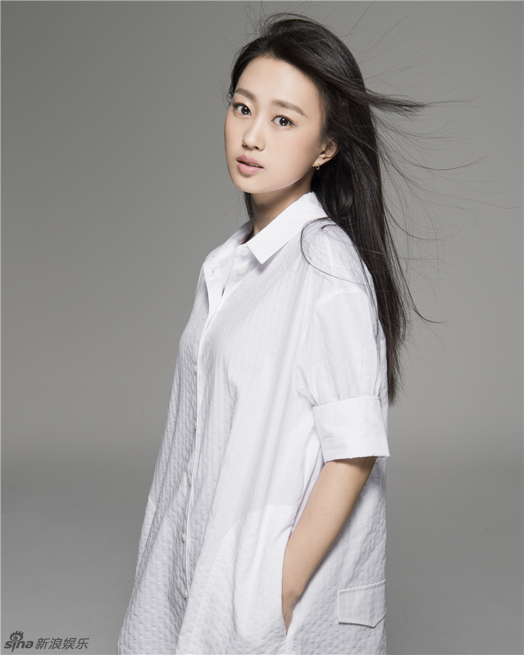 组图:张羽夏日写真曝光 黑白双色演绎时尚经典_高清图集_新浪网