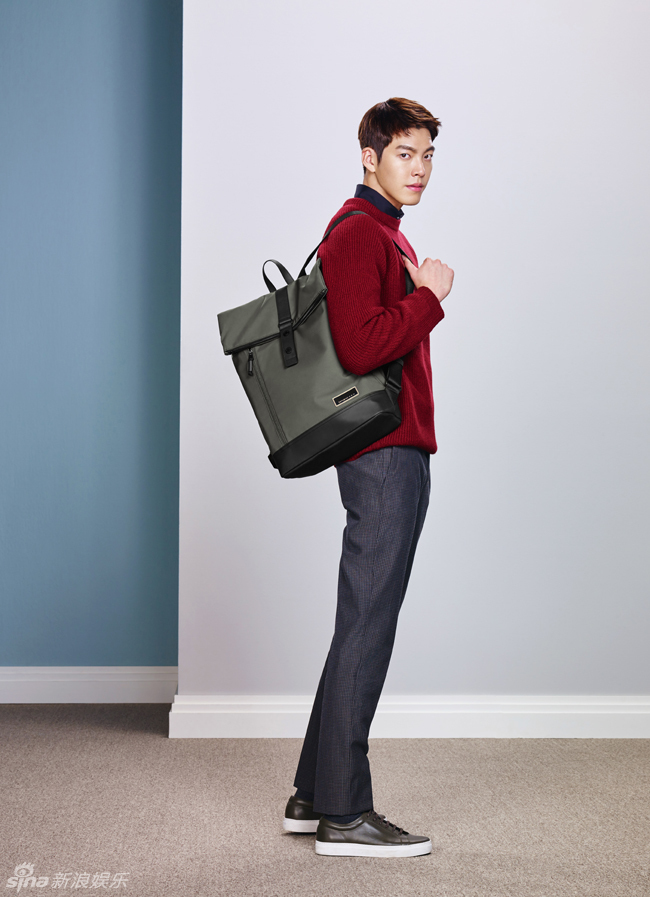 组图:金宇彬秋季型男写真 长腿演绎干练英伦风_高清图集_新浪网
