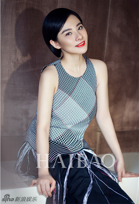 组图:刘璇床上浴缸上演睡衣风 短发性感优雅 _高清图集_新浪网