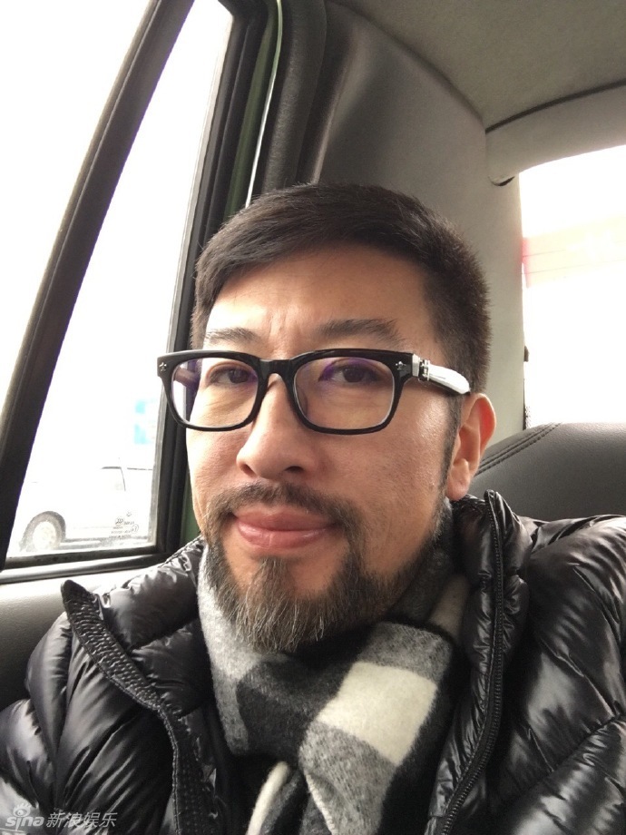 组图:曝张纪中干儿子肖齐私照 被指与干妈有染_高清图集_新浪网