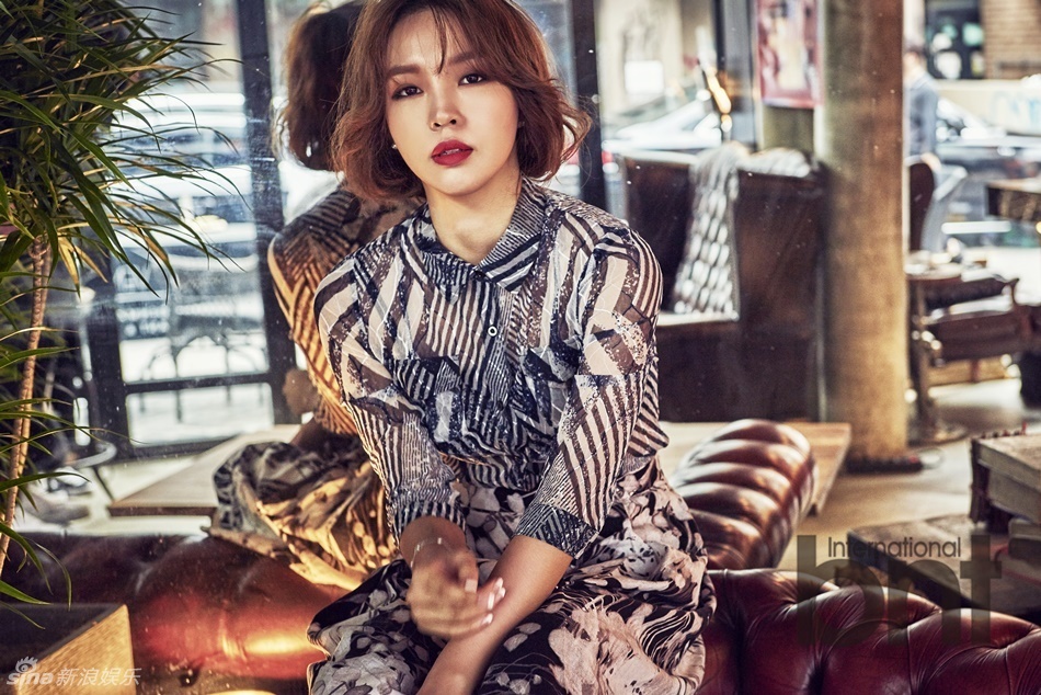 组图:4minute前成员全智允写真 红唇华丽复古_高清图集_新浪网