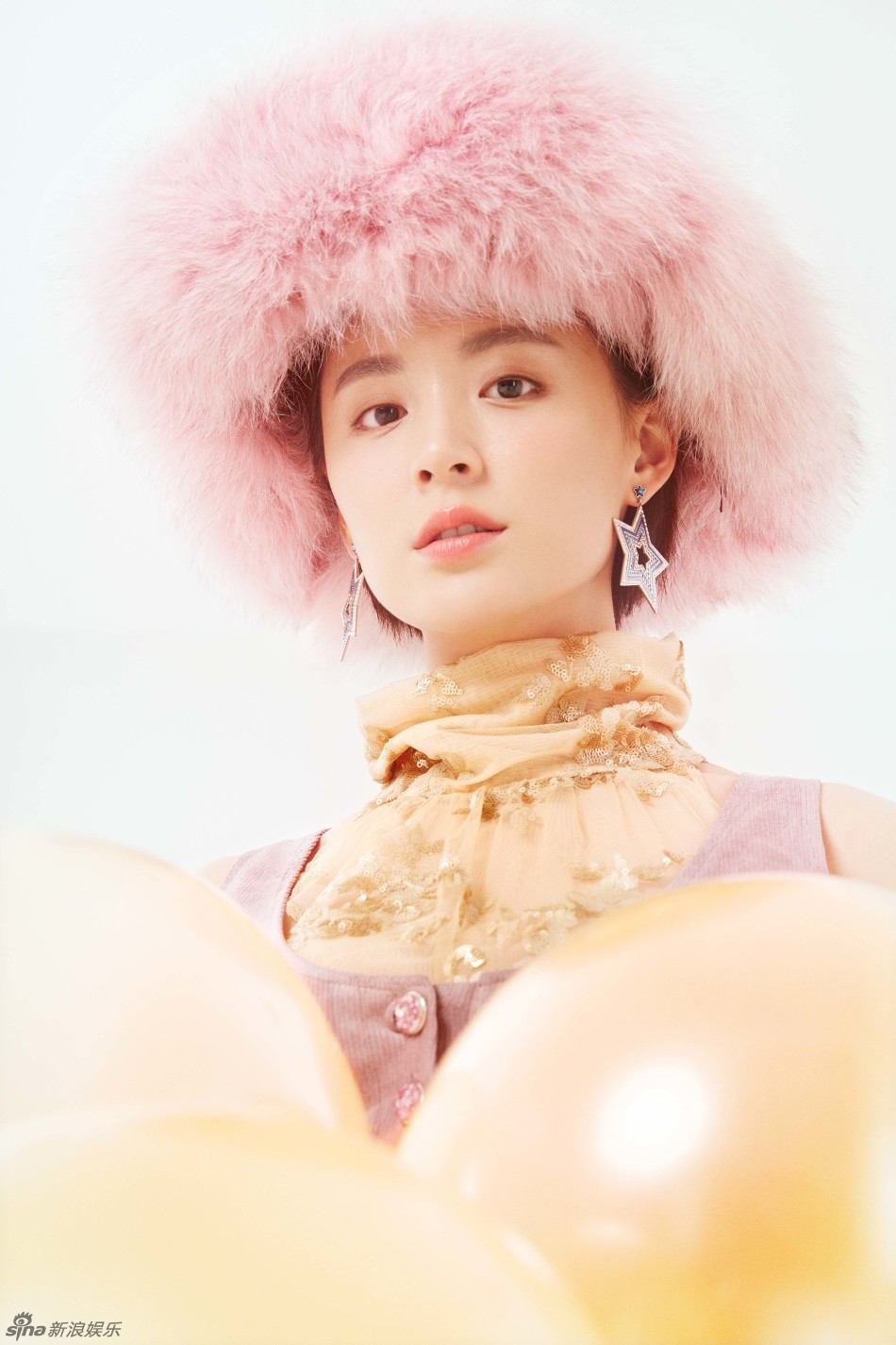 组图:粉红少女心!毛林林混搭演绎复古甜美范_高清图集_新浪网