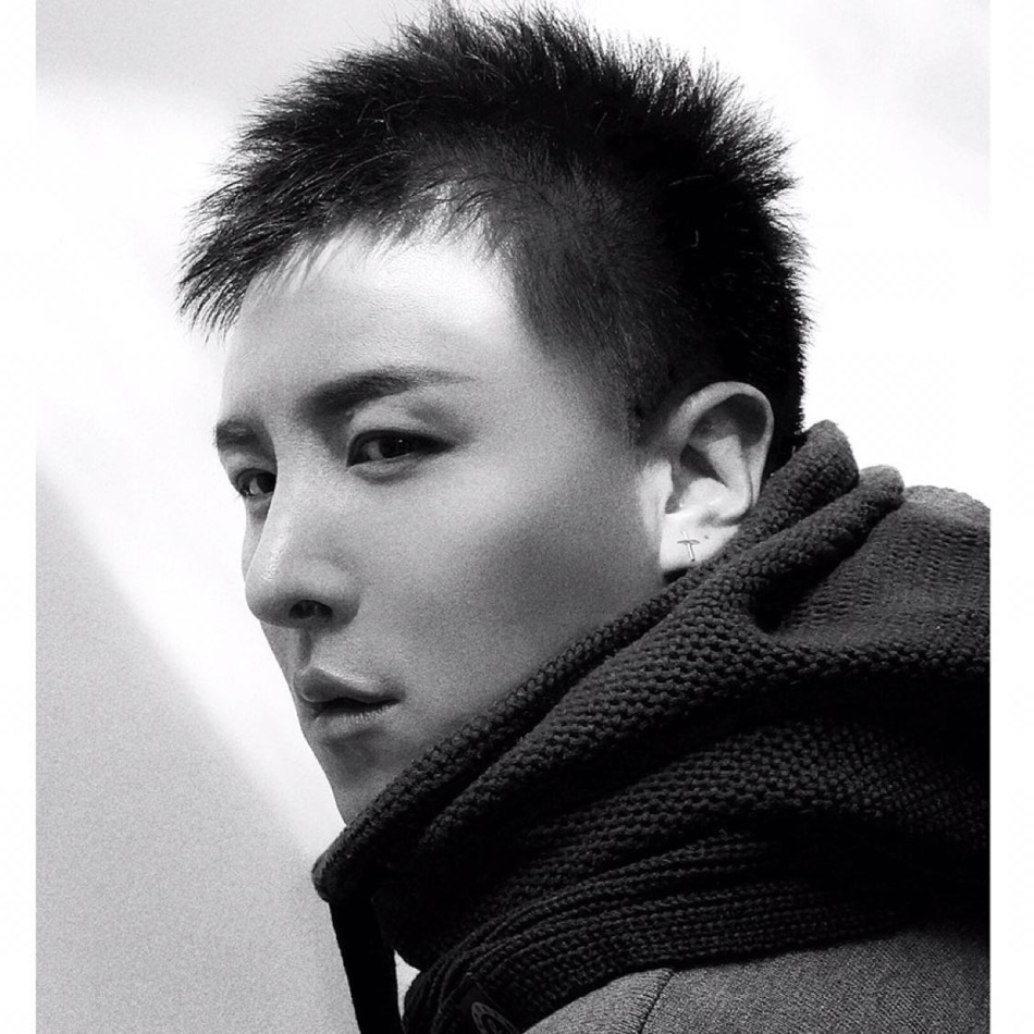 组图:曹轩宾新歌造型曝光 雅痞十足展独特魅力_高清图集_新浪网