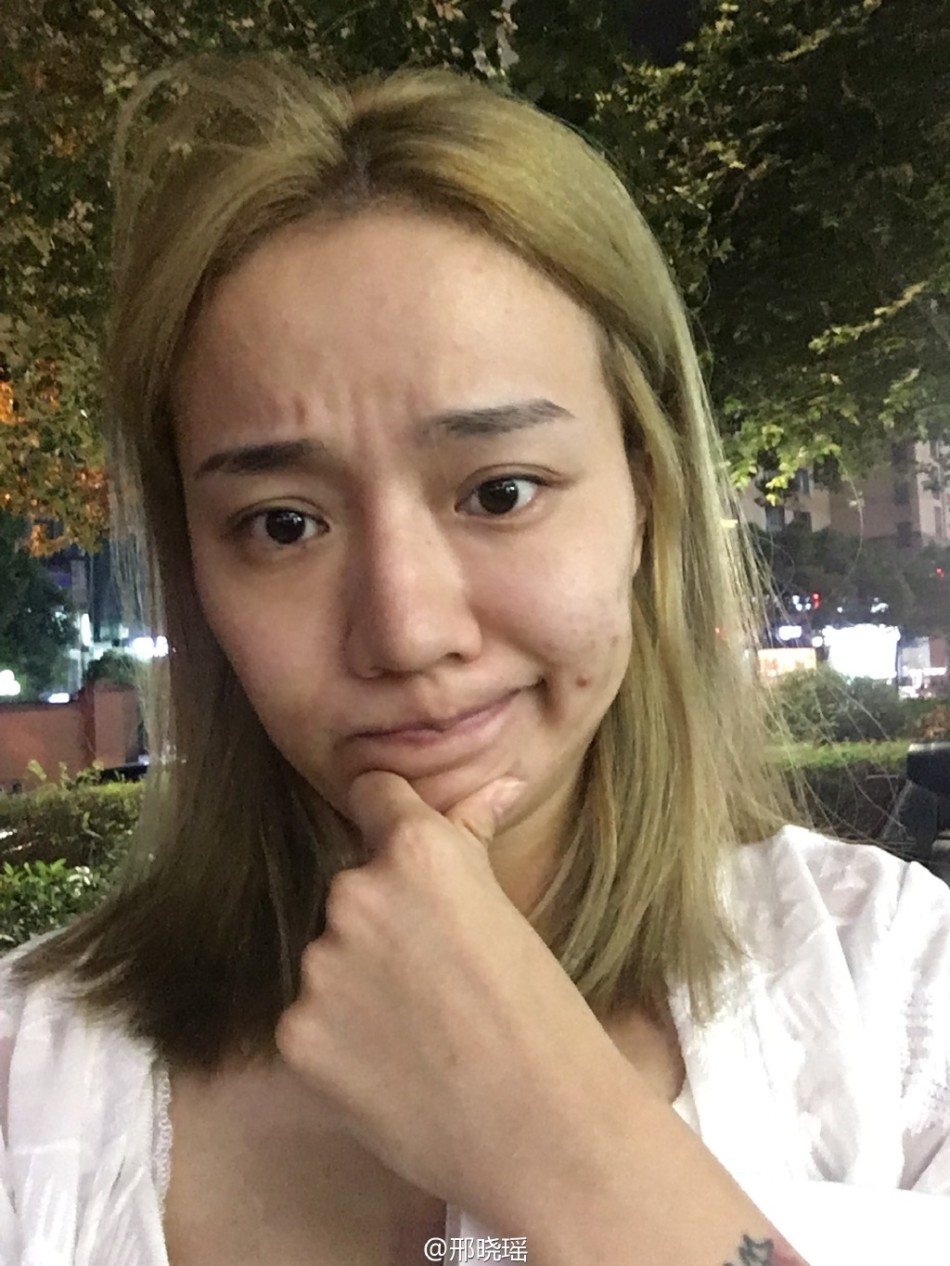 网红邢晓瑶自曝素颜照