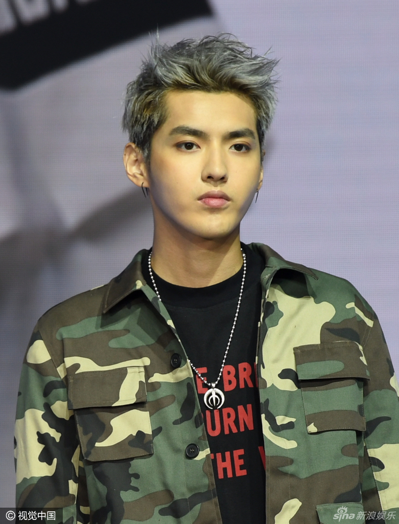 吴亦凡自带王者光环