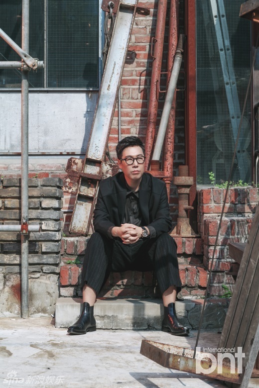 新浪娱乐讯 近日,韩国艺人金永哲携手bntnews拍摄了一组时尚写真.