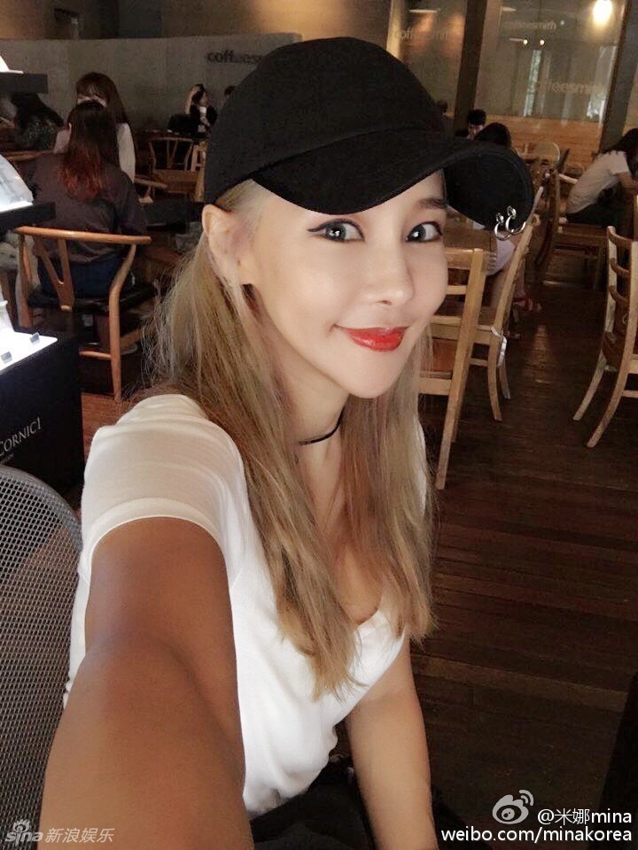 【2016.09.21】【明星】38岁韩女星米娜逆天嫩颜 小脸大胸如少女